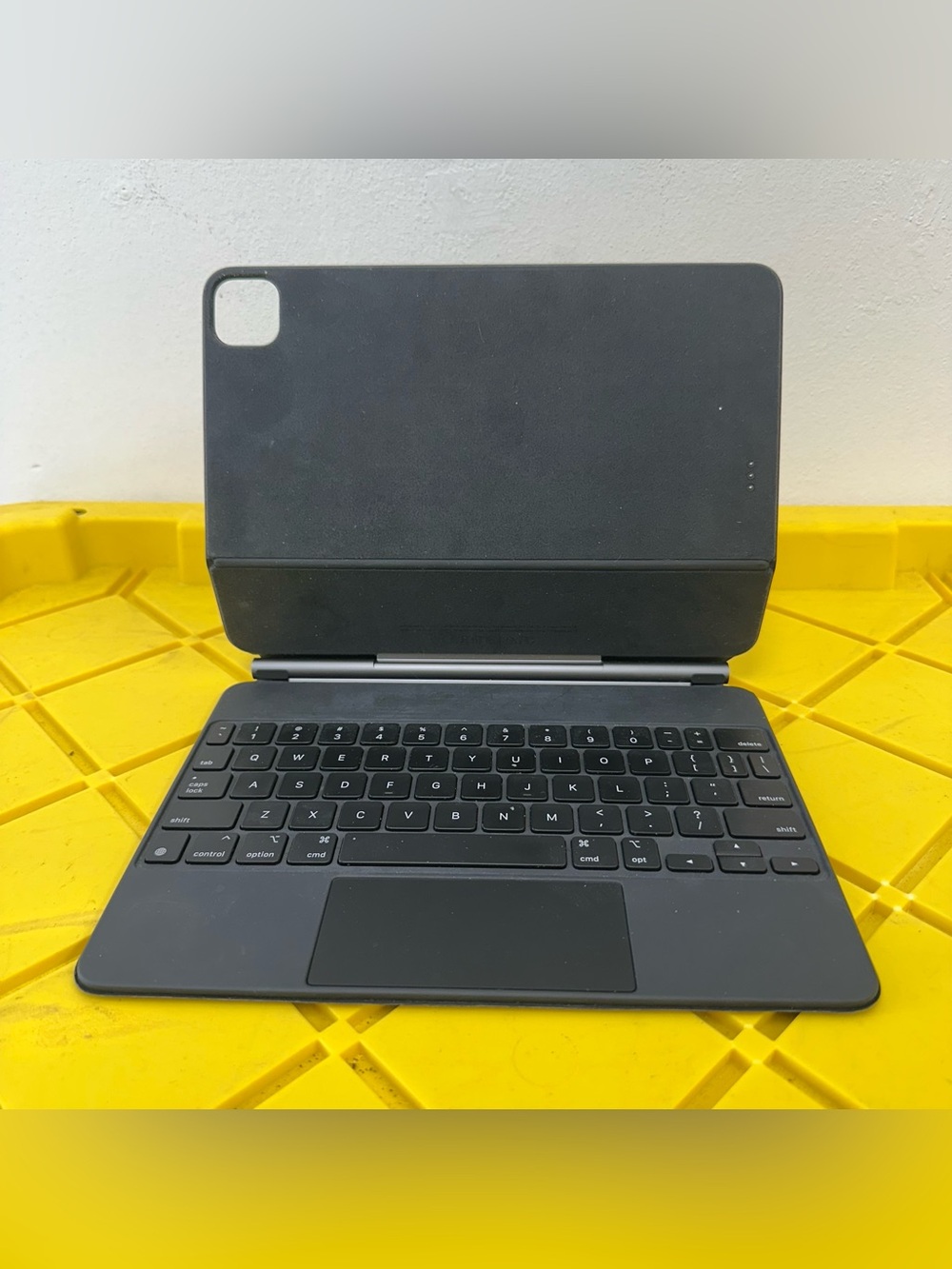 Apple Magic Keyboard for iPad Pro 11in A2261 Black